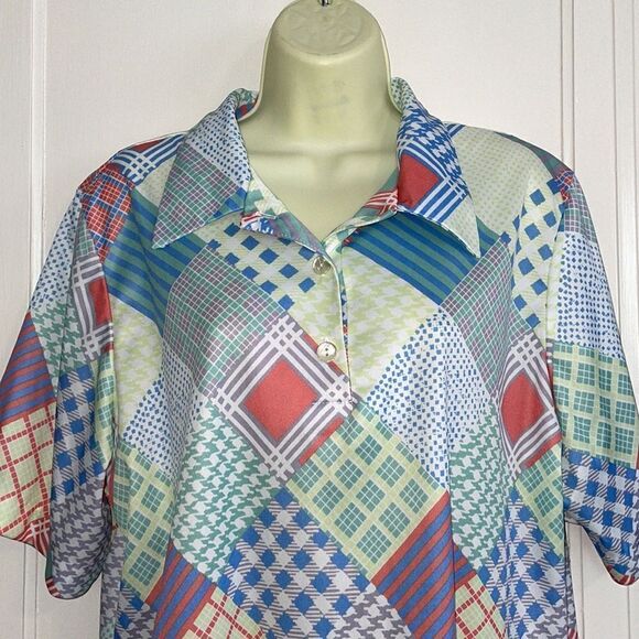 Vtg 80s Vera multi color patchwork print short sleeve knit polyester blouse - Picture 2 of 8